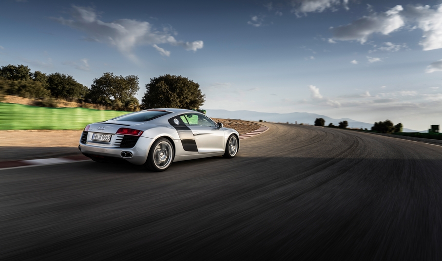 Audi R8 Coupe V10 GT RWD