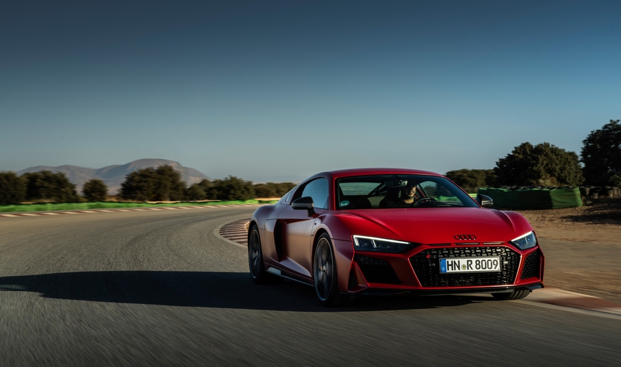 Audi R8 Coupe V10 GT RWD