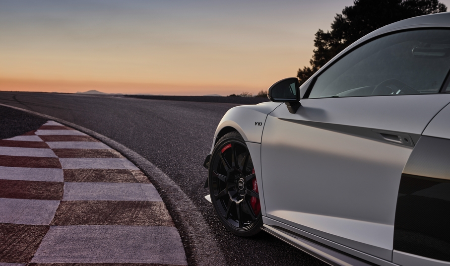 Audi R8 Coupe V10 GT RWD