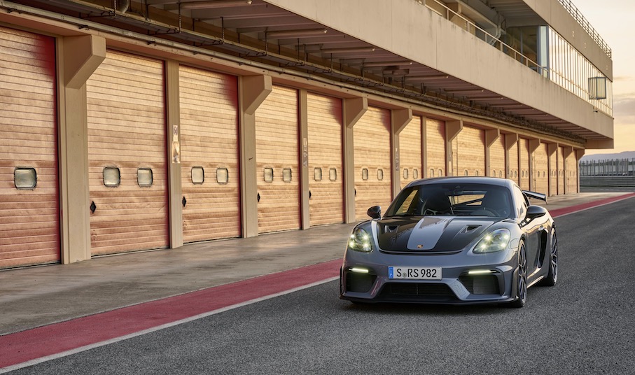 Porsche 718 Cayman GT4 RS