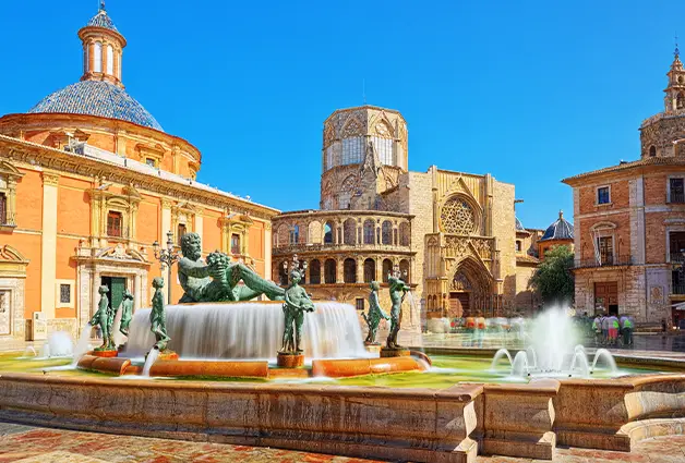 Plaza de la Virgen