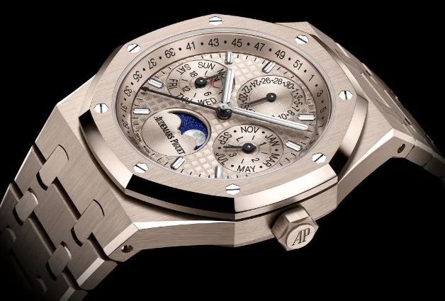 The Audemars Piguet Calibre 7138 brings ergonomics to the Perpetual Calendar