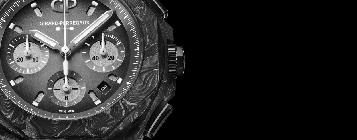 Laureato Absolute Chronograph 8Tech