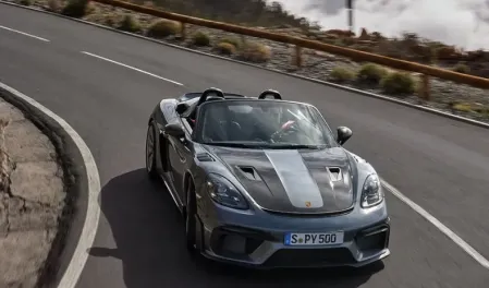 Porsche 718 Spyder RS