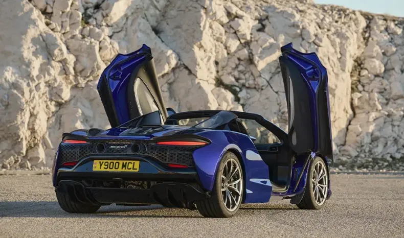 McLaren Artura Spider
