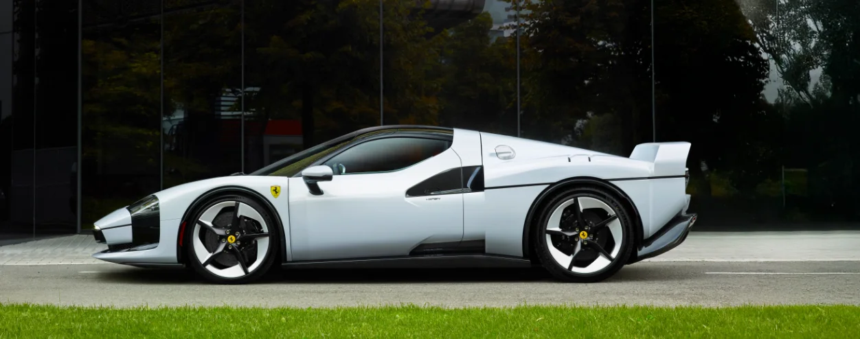 Ferrari SC40
