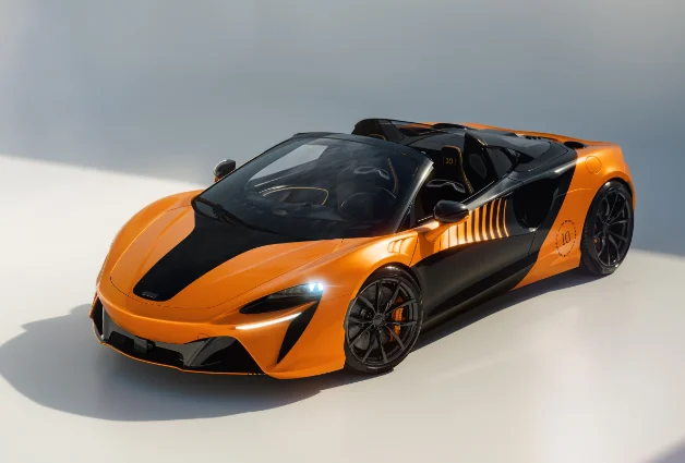 McLaren Celebrates #10 with the  Artura Spider MCL39 Championship Edition