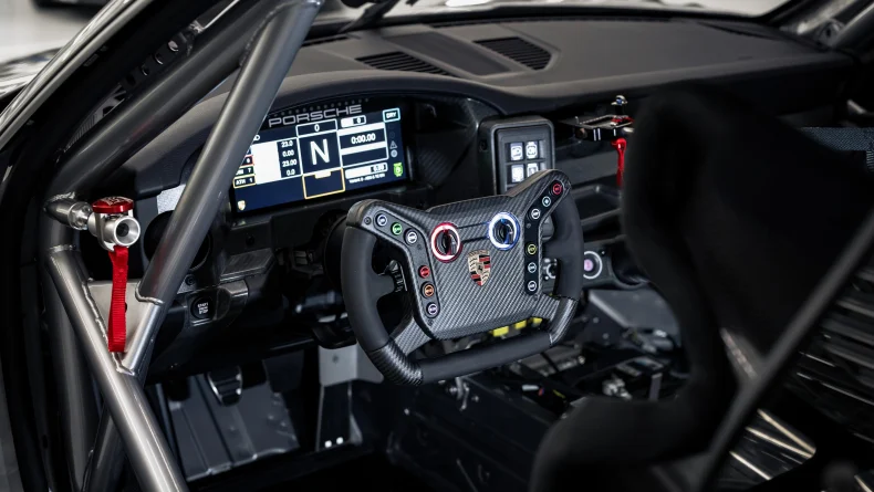 911 GT4 R