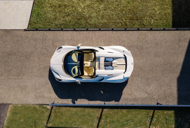 W16 Mistral