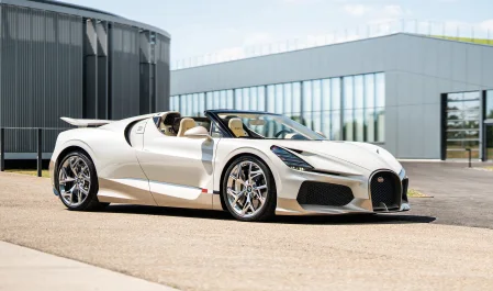 W16 Mistral