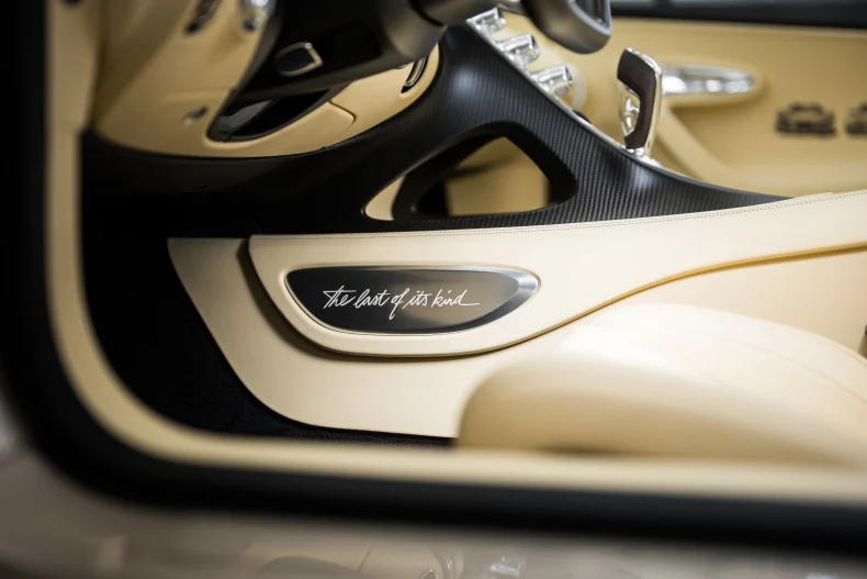 W16 Mistral
