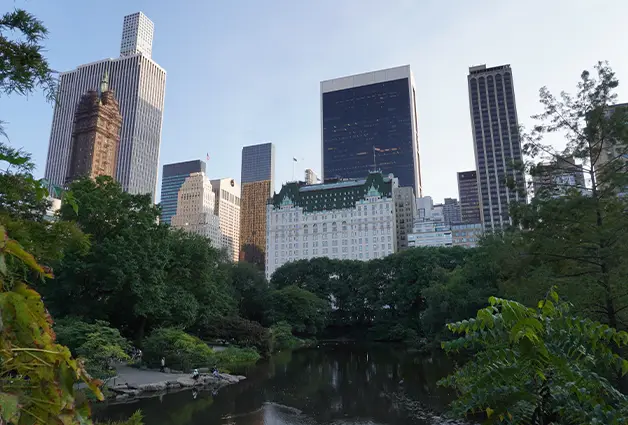 A Day in Manhattan - A Journey Through Iconic Landmarks