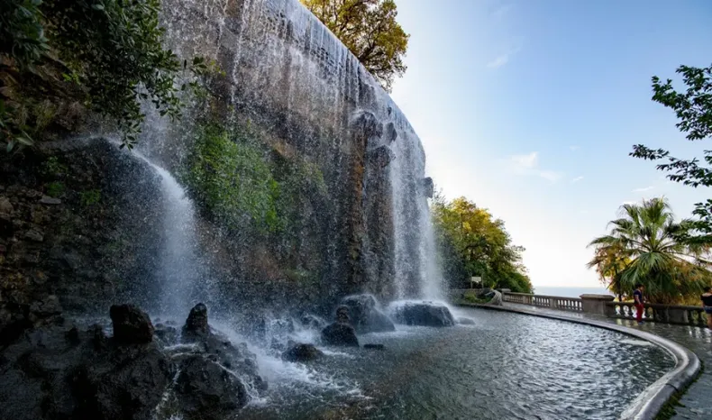 Waterfall at Castle Hill Park