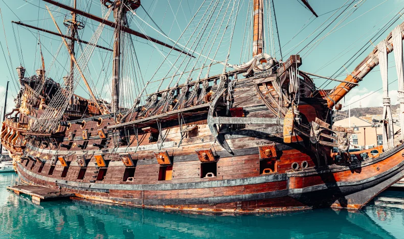 Galeone Neptune pirate ship