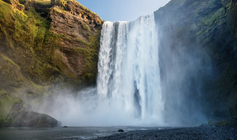 Skógafoss: Iconic Waterfall