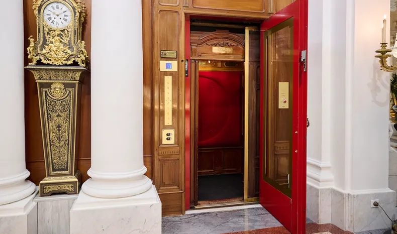 Classic Elevator