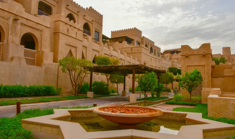 Qasr Al Sarab Desert Resort