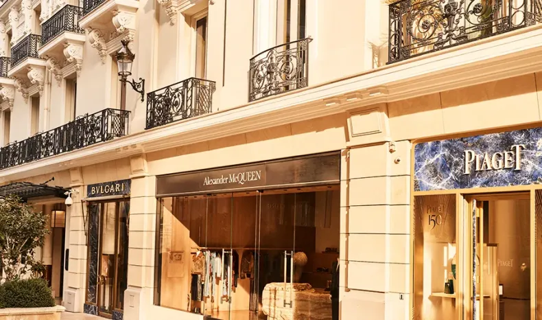 High-end shipping in Monte Carlo