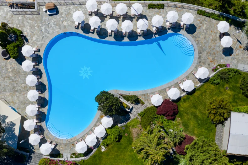 Hollywood Pool at Bürgenstock Hotel & Alpine Spa