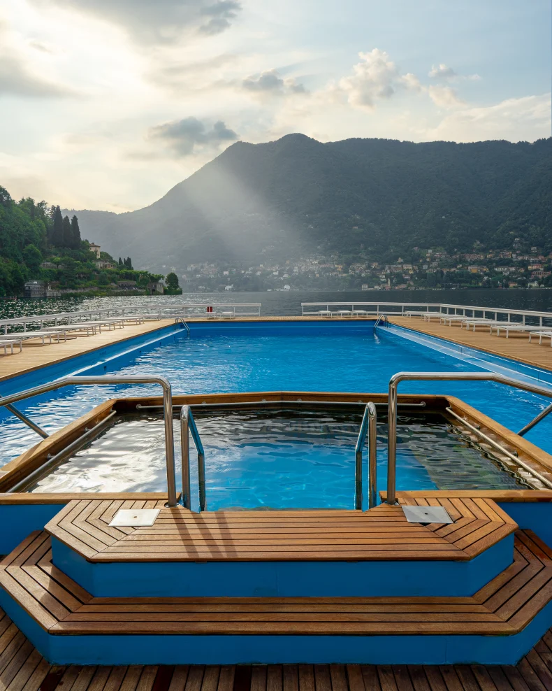 Five Distinctive Pools at Luxury Hotels Around the World