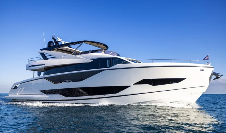 Sunseeker 90 Ocean yacht