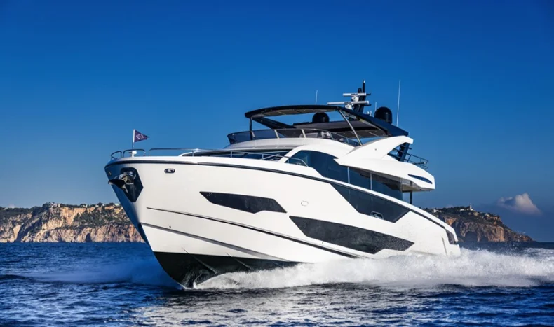 Sunseeker 90 Ocean yacht