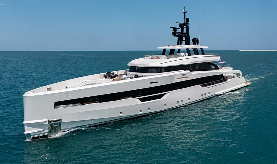 M/Y CIAO -The award-winning CRN-142 Superyacht.