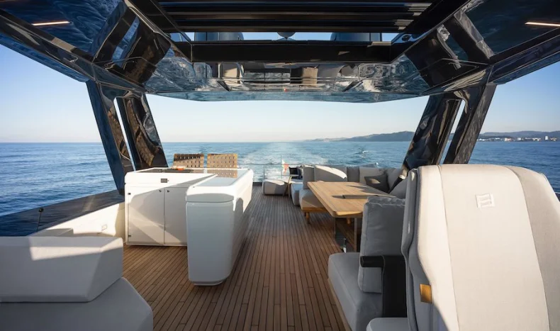 Ferretti 780 yacht