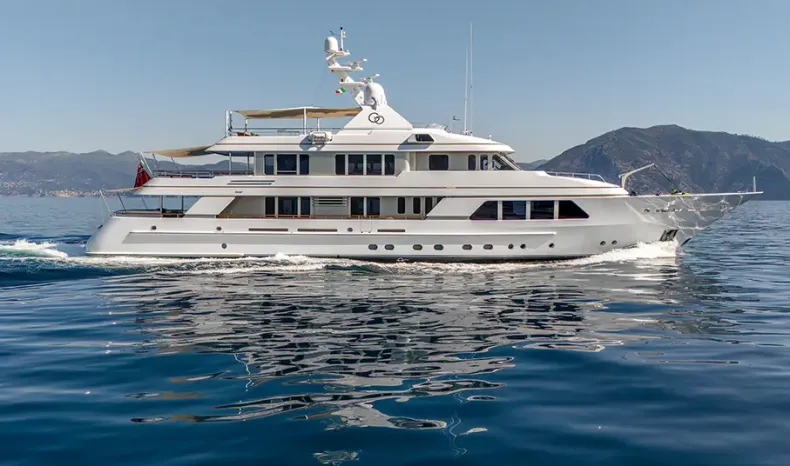 Go yacht