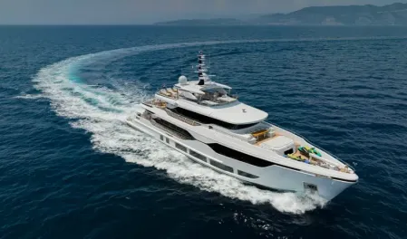 Majesty 120
