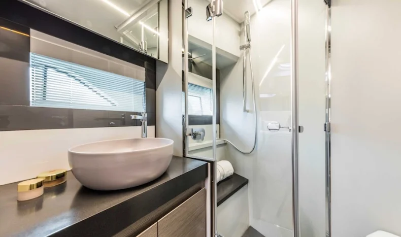 Pershing 5X luxury yacht