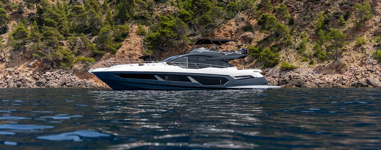 Sunseeker 75 Sport Yacht