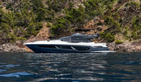Sunseeker 75 Sport Yacht