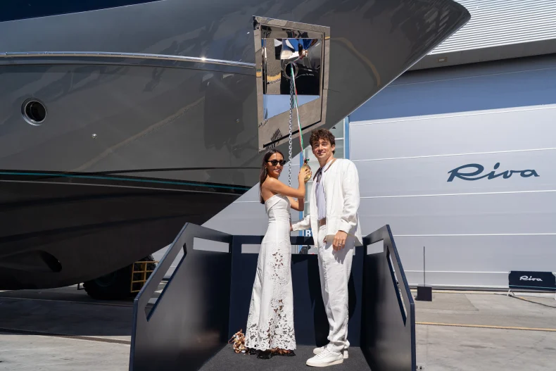 Riva 103' CorSaro Super