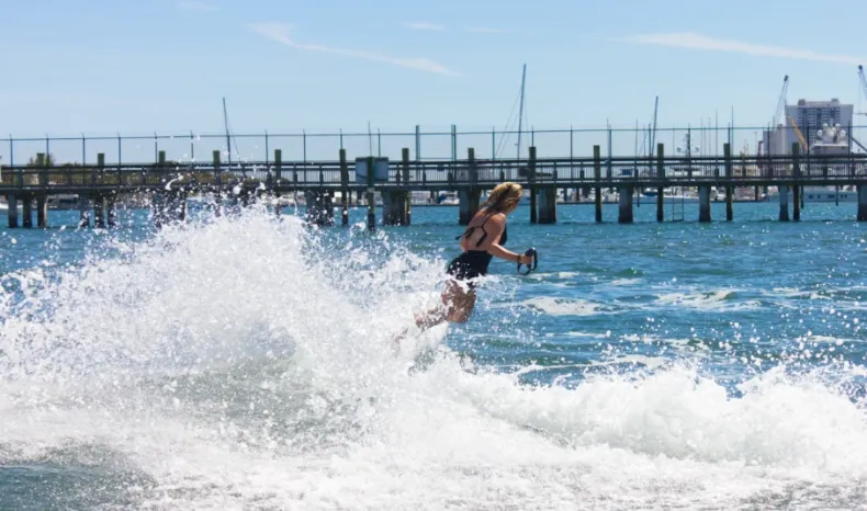 LIND Surfboard