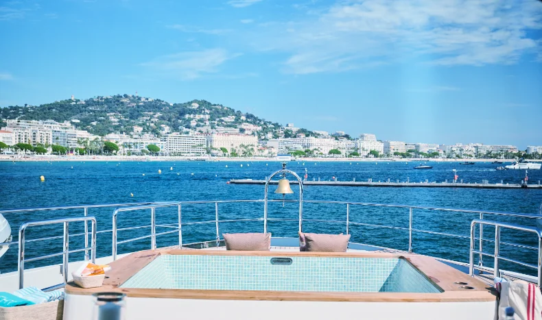 Majesty 100 Terrace