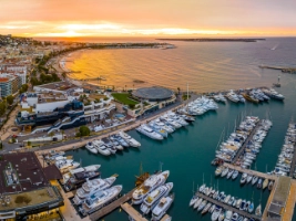 Yachts in Cannes