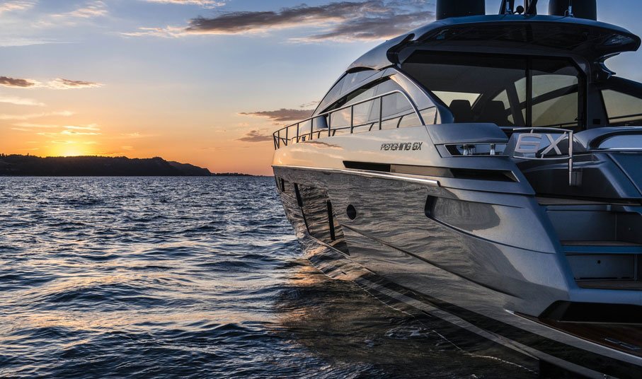 Pershing 6X - style, comfort, and speed