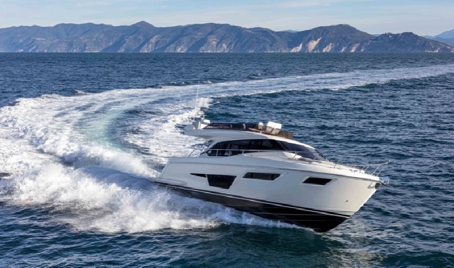 Ferretti 500 yacht